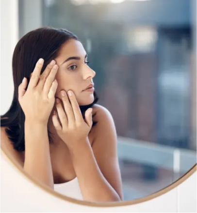 Blog Feed Article Feature Image Carousel: 5 Ingredients You Should Avoid If You Have Acne 